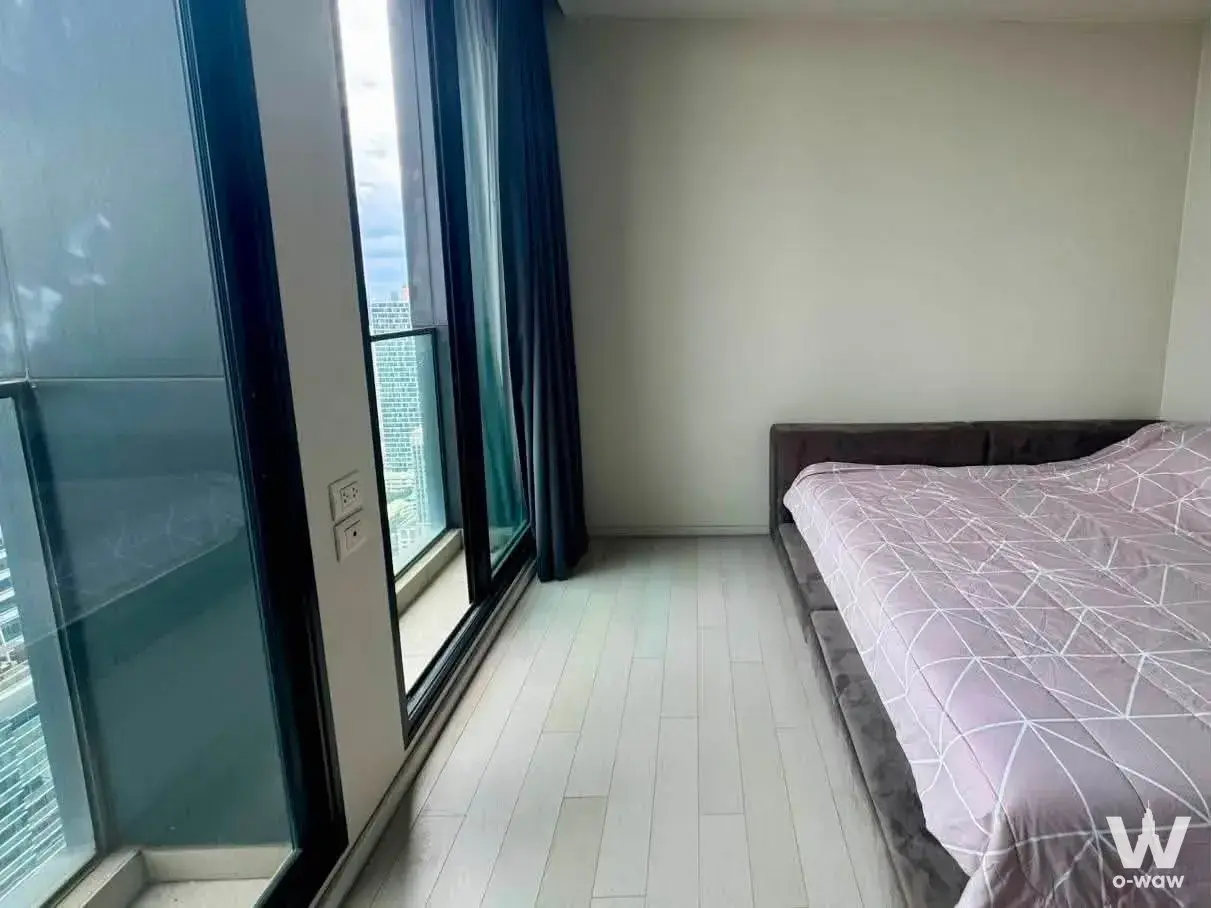 Condo with 1 bedroom for rent at Noble Ploenchit — photo 4 of 5