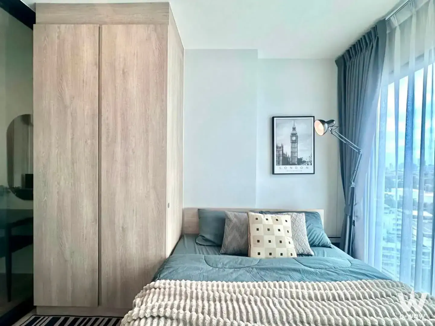 Condo with 1 bedroom for rent at Modiz Sukhumvit 50 โมดิซ สุขุมวิท 50 — photo 2 of 5
