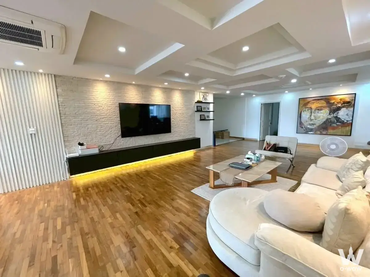 Commercial with 3 bedrooms for rent at Park24 — photo 3 of 5