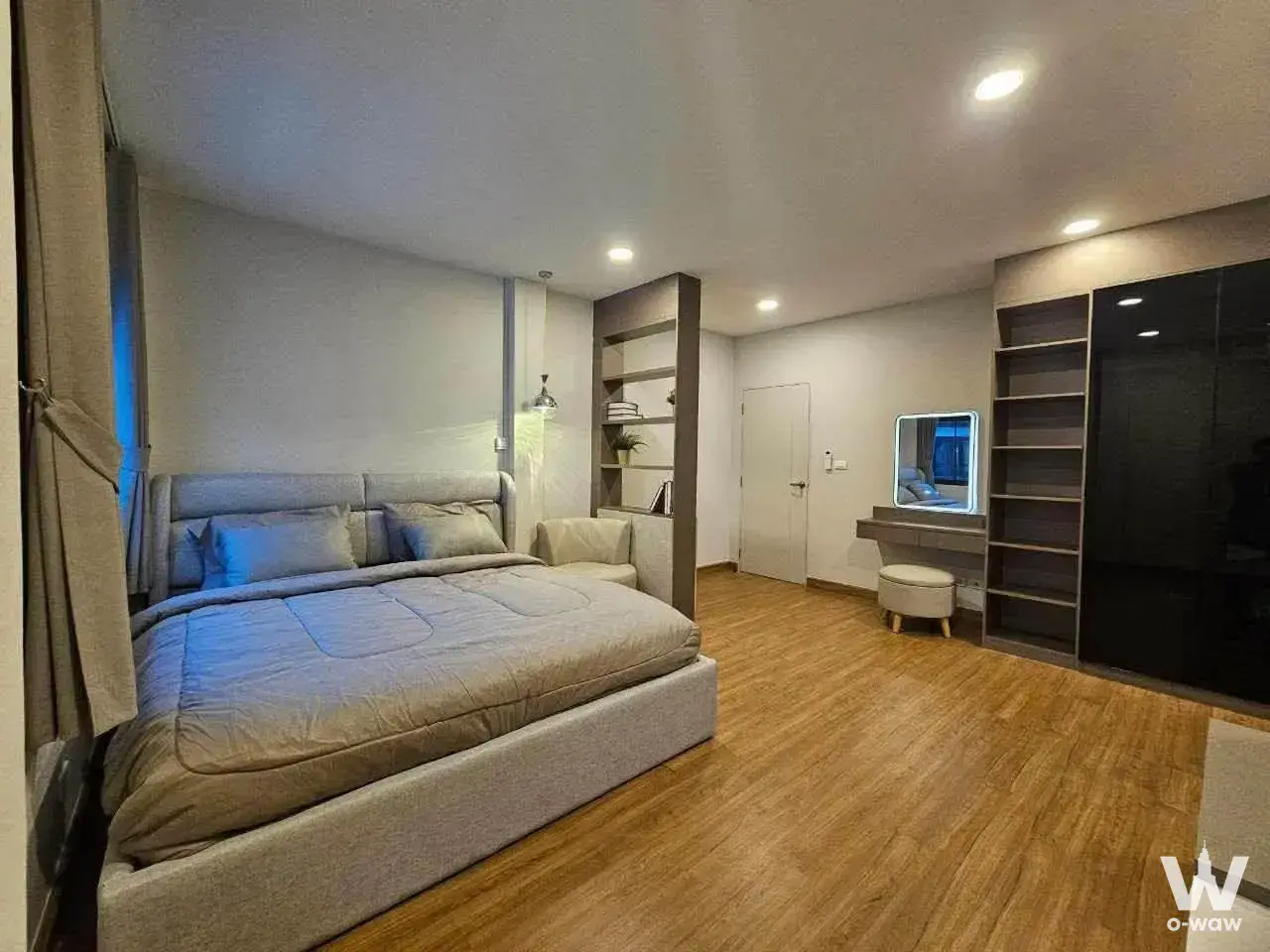 House with 4 bedrooms for rent at Centro Bangna — photo 1 of 5