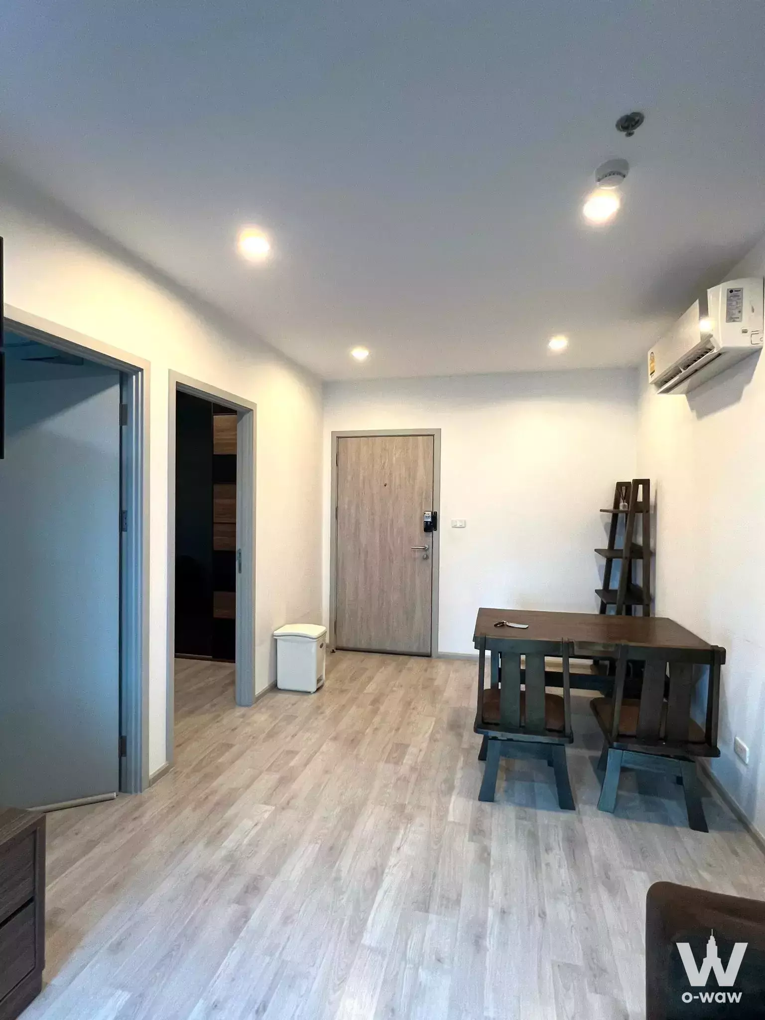 Bangkok, near Bang Khun Non MRT Station and Fai Chi Na MRT Station