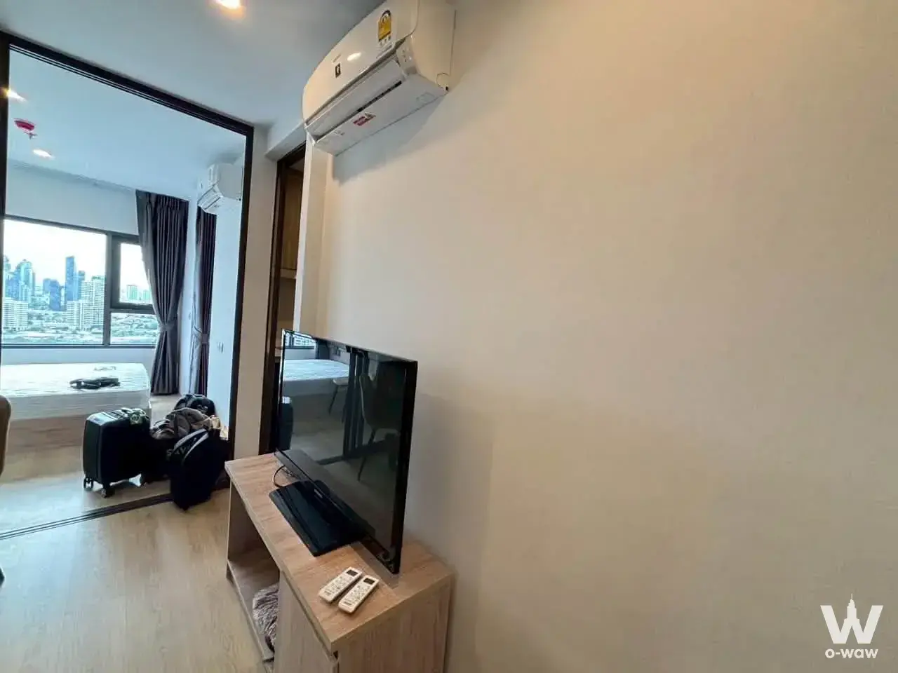 Condo with 1 bedroom for rent at Life Rama 4 - Asoke — photo 2 of 5