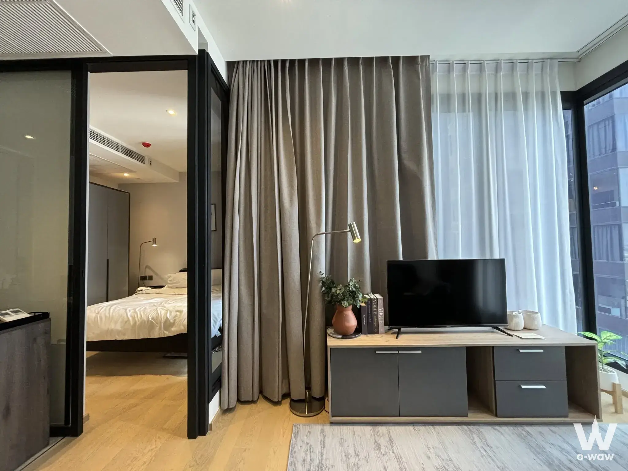 Condo with 1 bedroom for rent at ASHTON Asoke - Rama 9 — photo 1 of 3