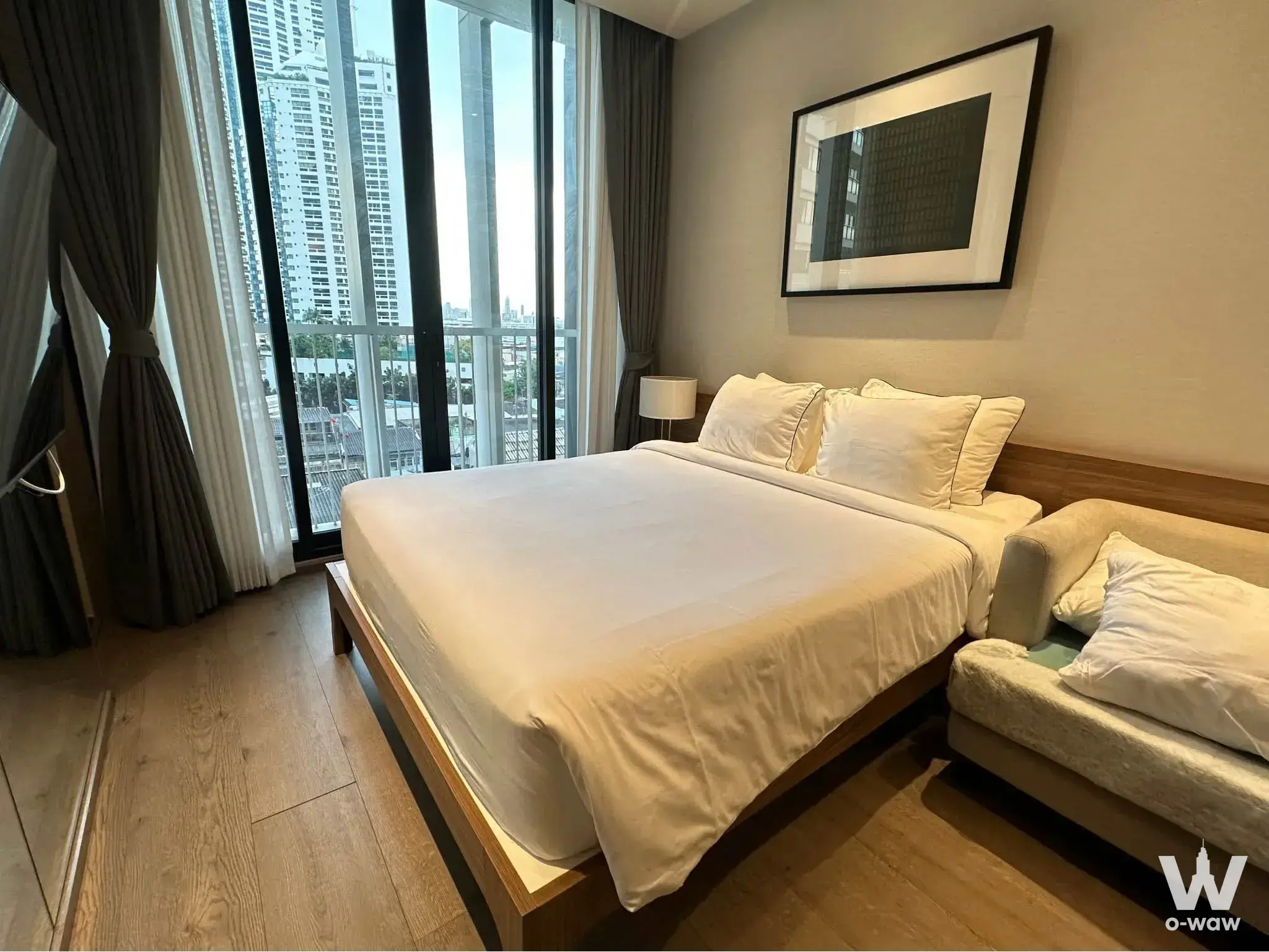 Condo with 1 bedroom for rent at Park Origin Phrom Phong — photo 1 of 5