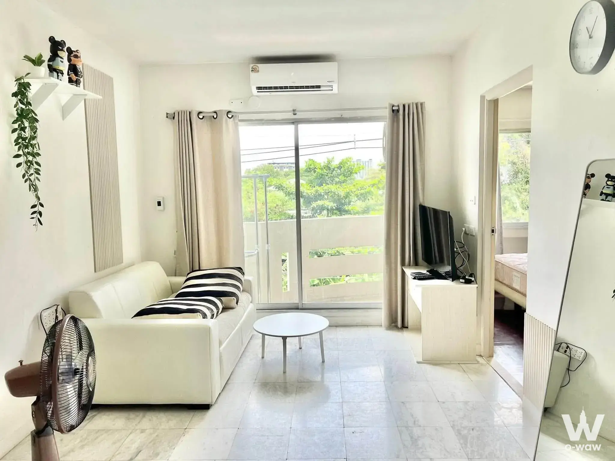 Near MRT Lat Phrao and BTS Ratchayothin, Bangkok