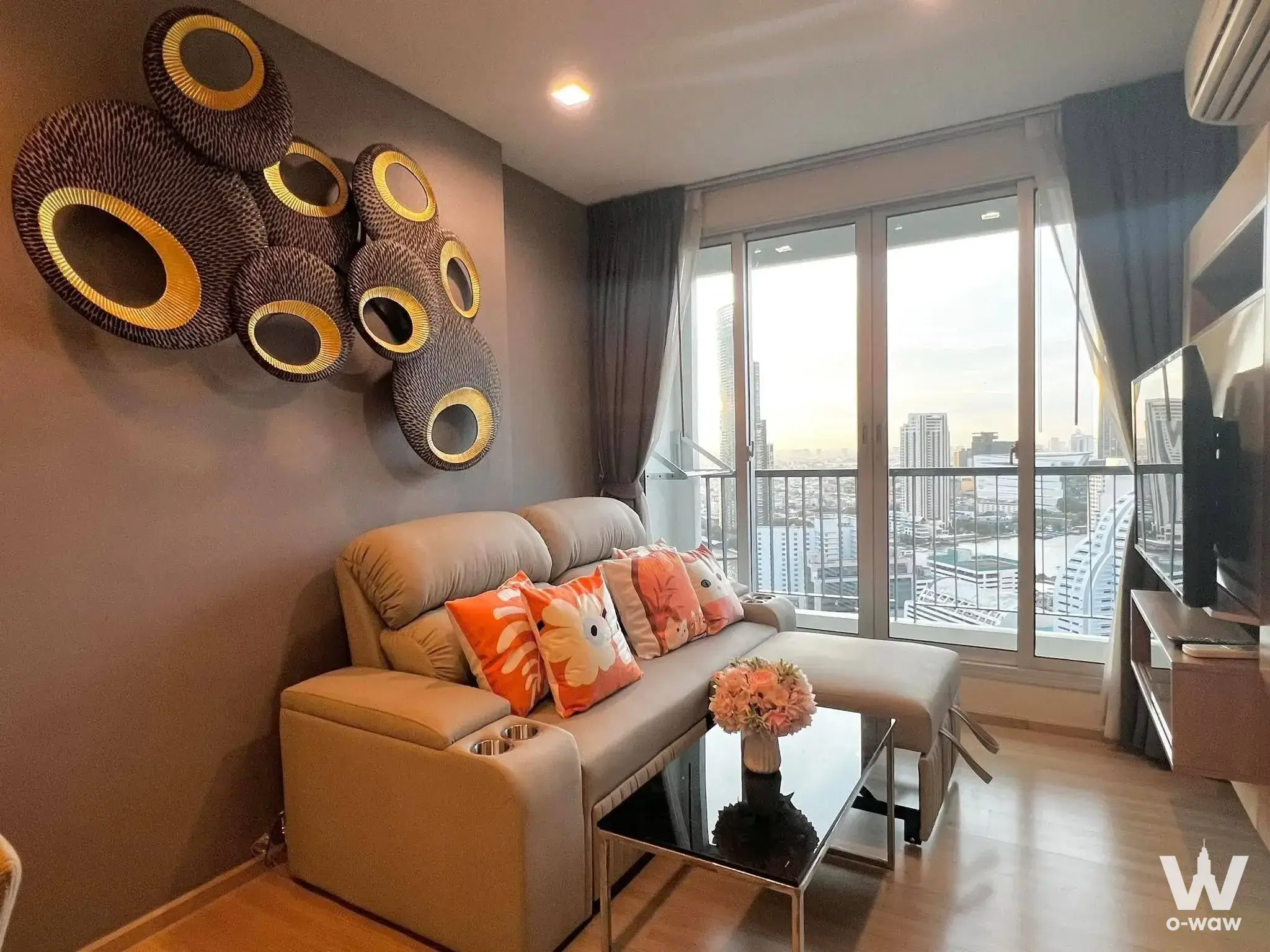 Condo with 1 bedroom for rent at RHYTHM Sathorn — photo 3 of 6