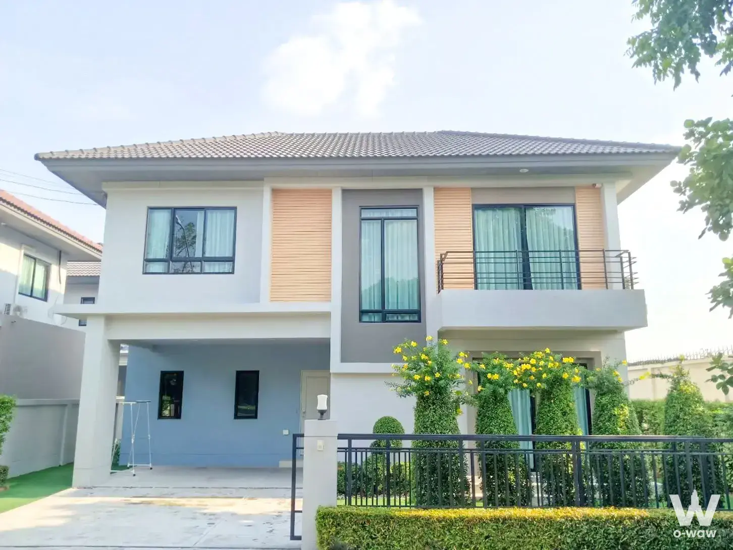 House with 4 bedrooms for rent at Life Bangkok Boulevard Ramintra — photo 1 of 5