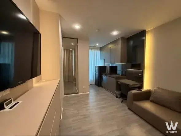 Condo with 1 bedroom for rent at The Room Sukhumvit 69 — photo 2 of 5