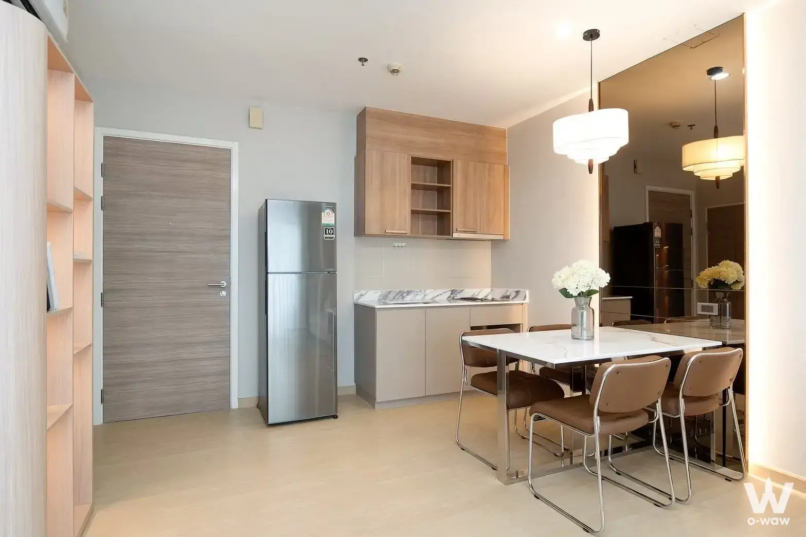 Condo with 1 bedroom for sale at Hive Taksin Condominium — photo 3 of 5