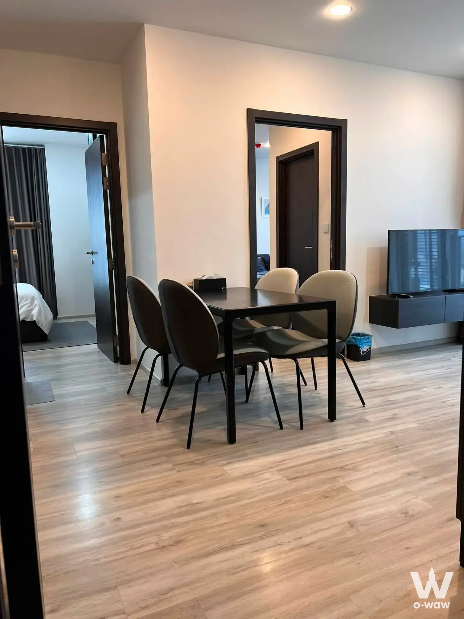 Condo with 2 bedrooms for rent at XT HUAIKHWANG — photo 2 of 5