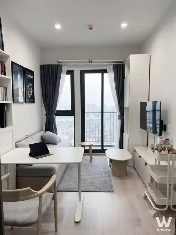1-bed other for rent in Ideo Sathon-Wongwian Yai with city skyline view and minimalist living space