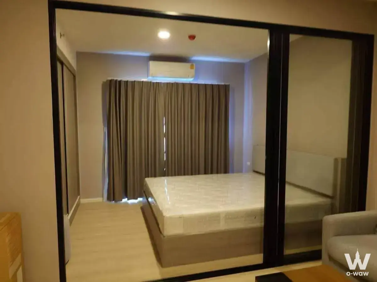 Condo with 1 bedroom for rent at A Space Condominium — photo 1 of 7
