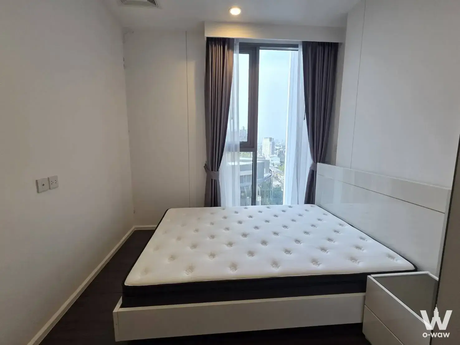 Sukhumvit area, near BTS Punnawithi, True Digital Park, and international schools