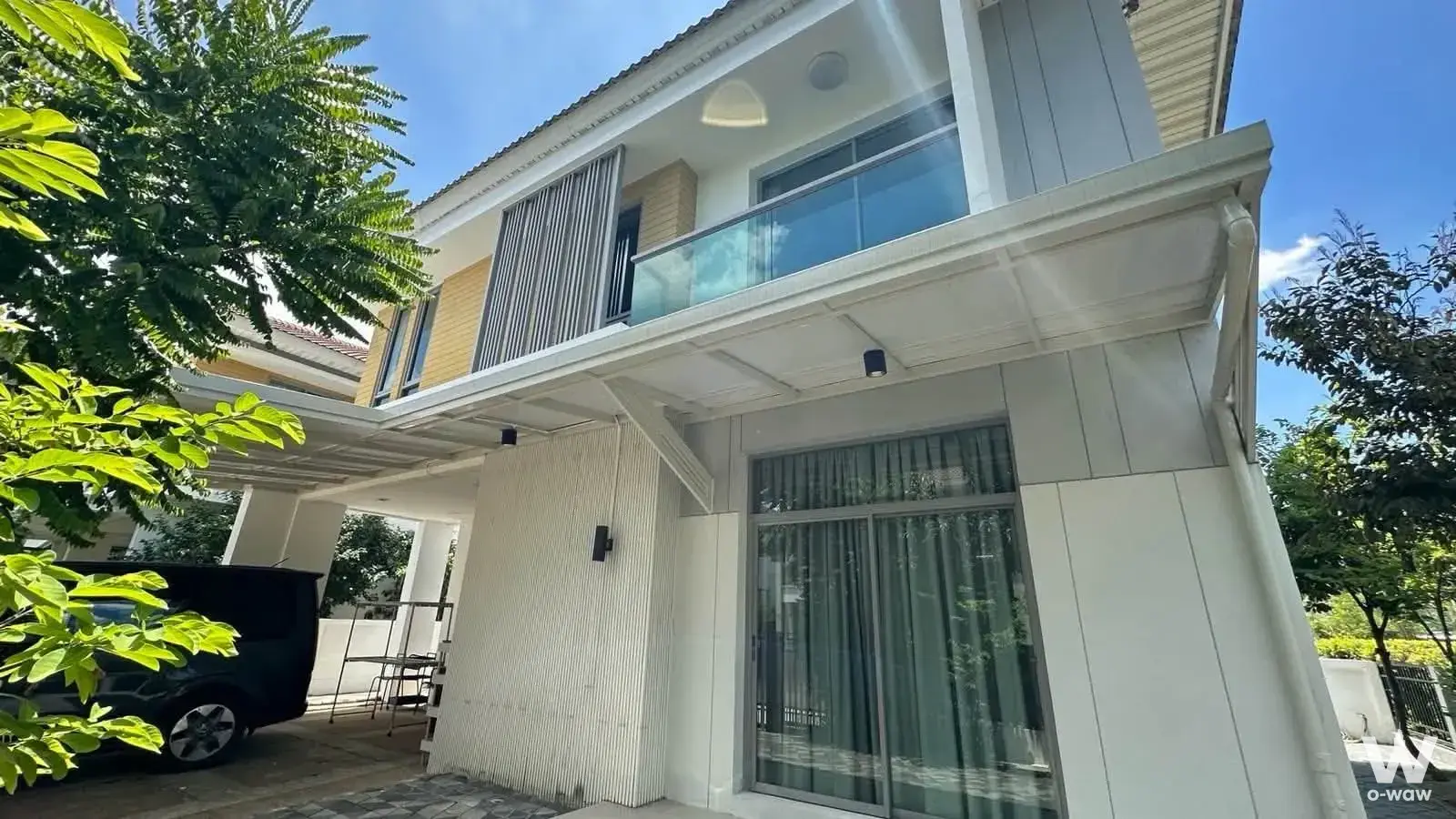 House with 3 bedrooms for rent at Perfect Place Sukhumvit 77-Suvarnabhumi — photo 1 of 5