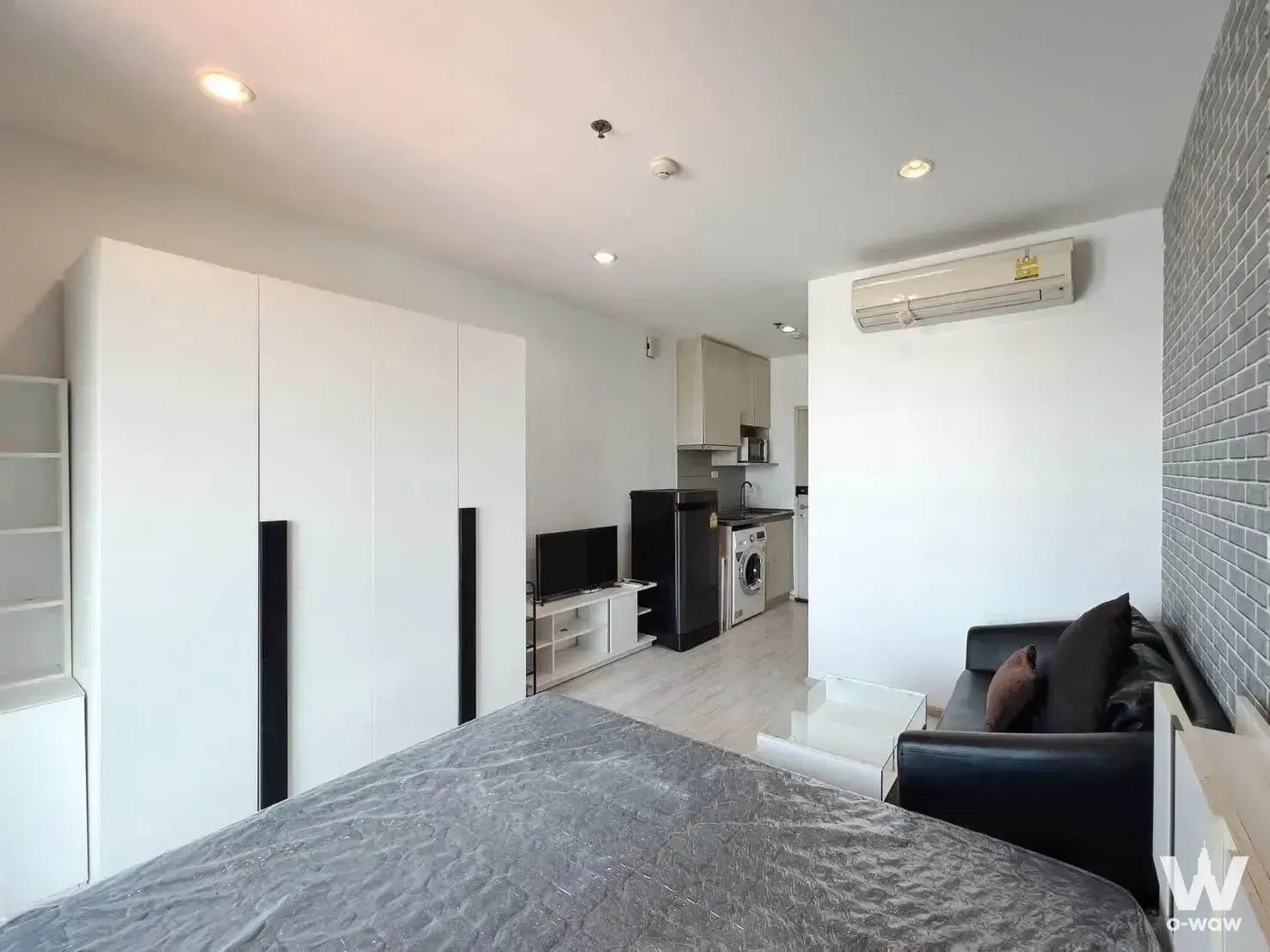 Commercial with 1 bedroom for rent at Ideo Mobi Sukhumvit Eastgate — photo 4 of 5