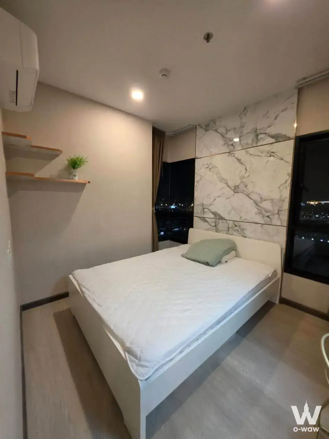Sukhumvit, Asoke, Phrom Phong, Thonglor, Ekkamai. Near ARL Ramkhamhaeng, Airport Rail Link, Saen Saep Boat Service, Ekkamai, Thonglor & Ramkhamhaeng.
