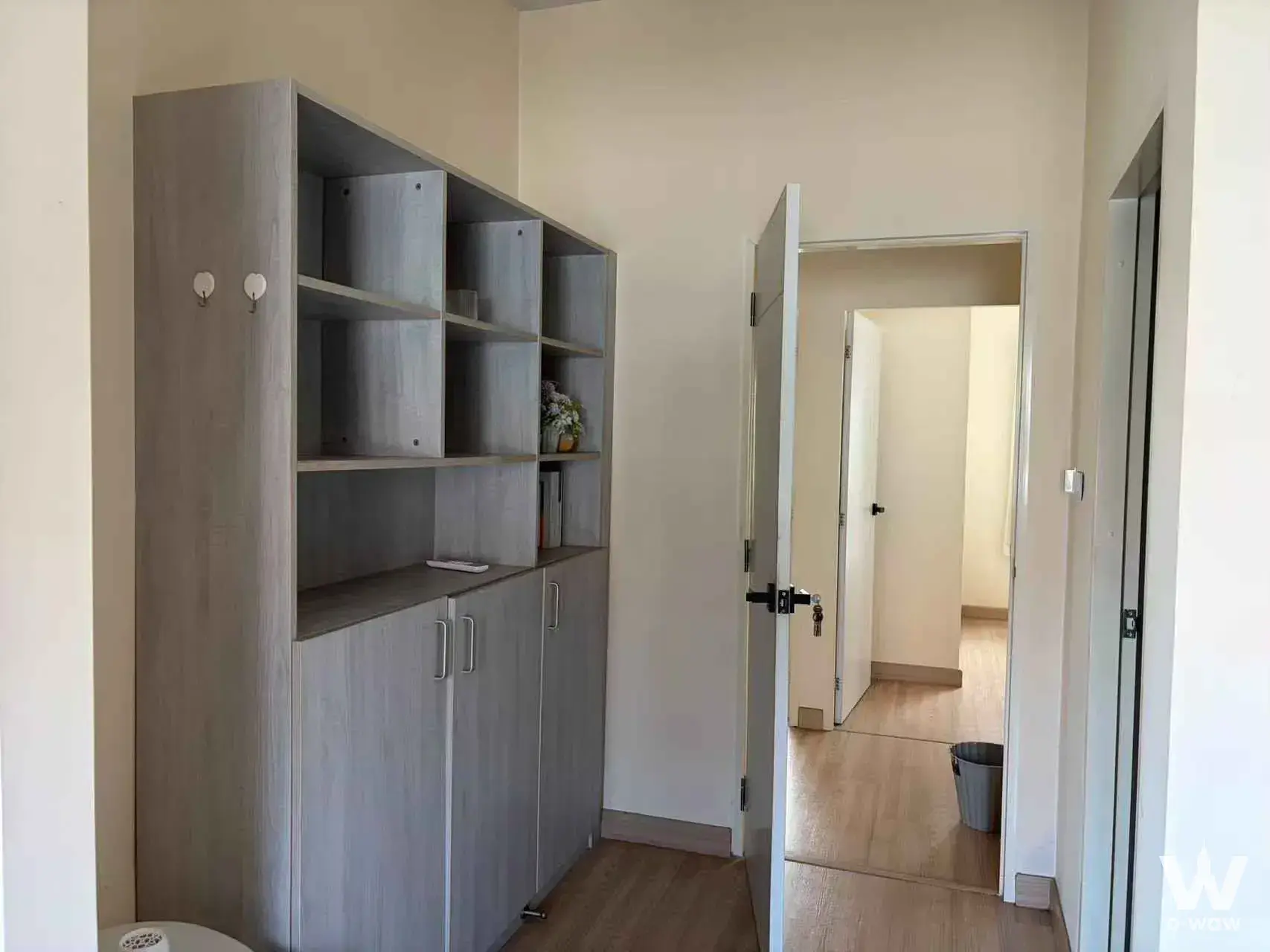 Condo with 3 bedrooms for rent at The Lakes — photo 5 of 5