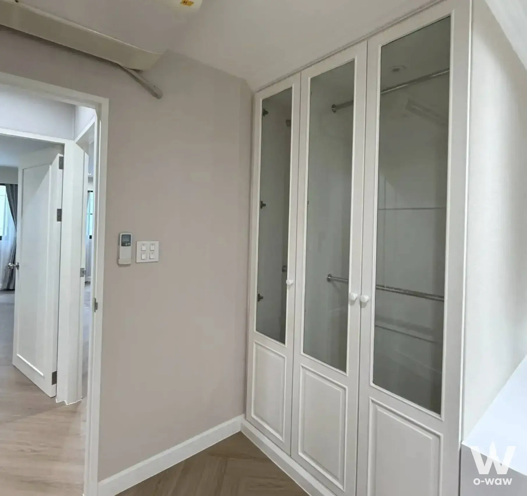 Condo with 3 bedrooms for rent at Topview Tower — photo 5 of 5
