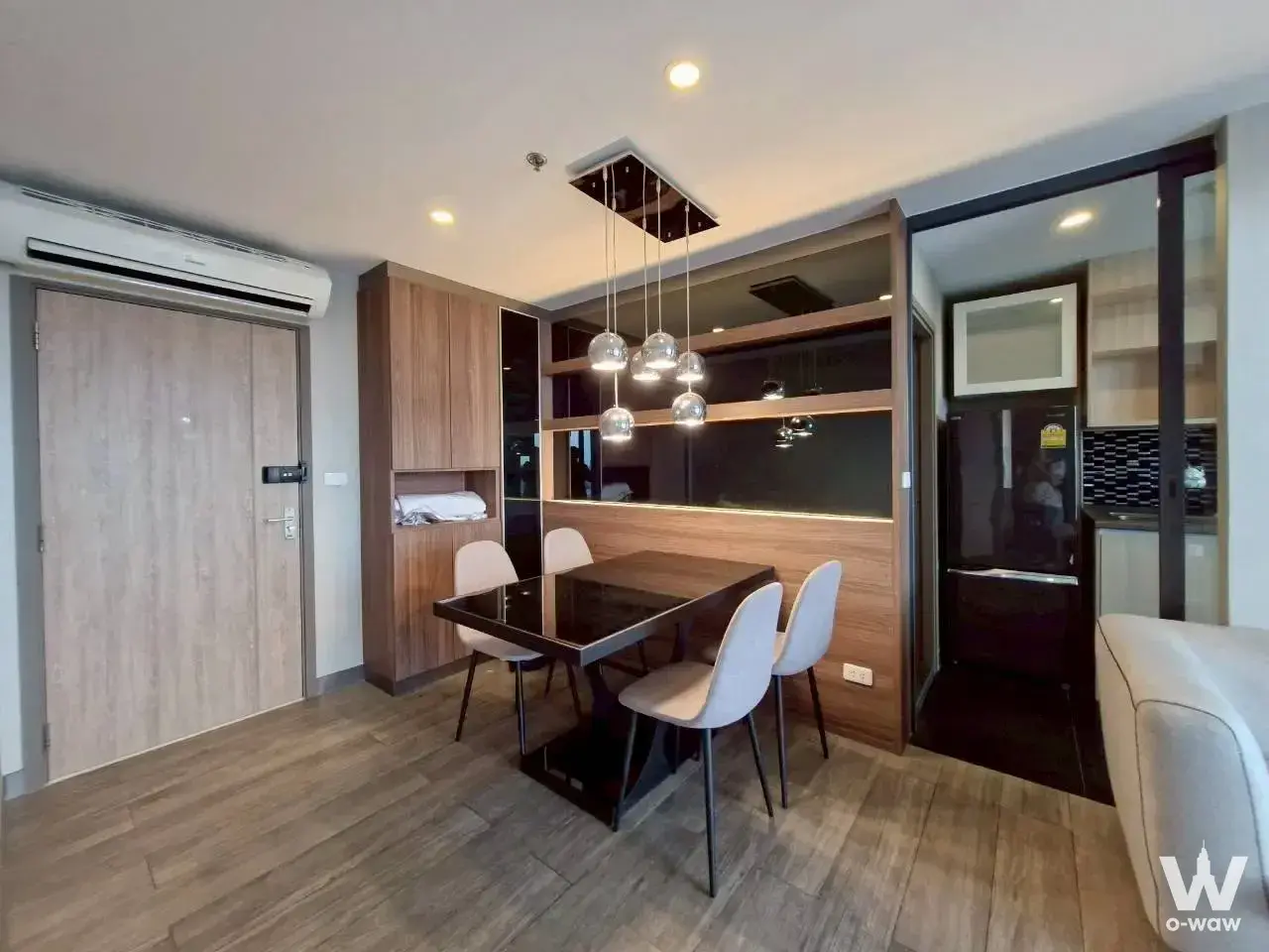 Condo with 2 bedrooms for rent at Ideo O2 — photo 4 of 5