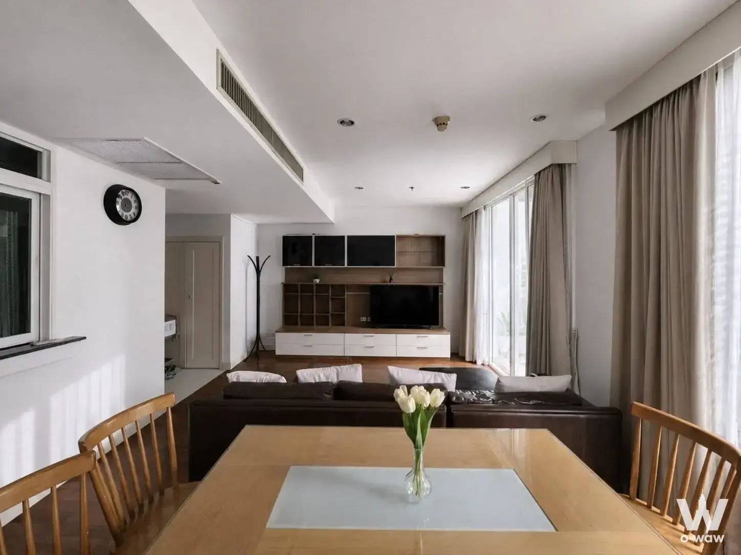 Condo with 2 bedrooms for rent at Siri Residence — photo 1 of 5