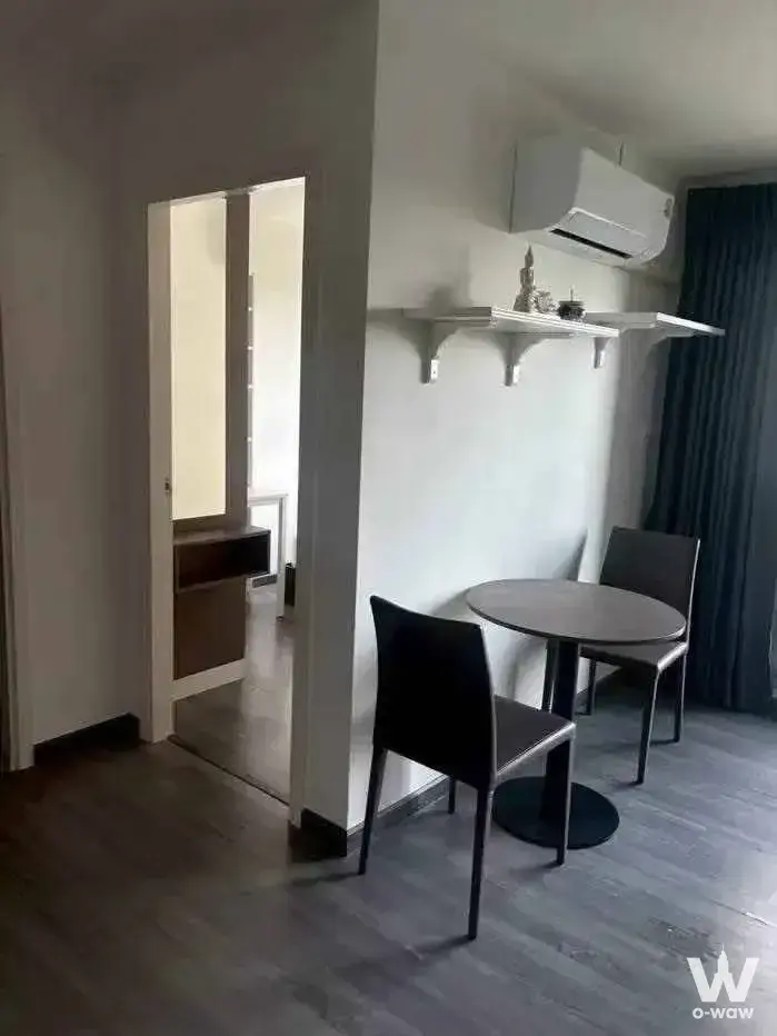 Condo with 1 bedroom for rent at The Trust Condo @BTS Erawan — photo 2 of 5