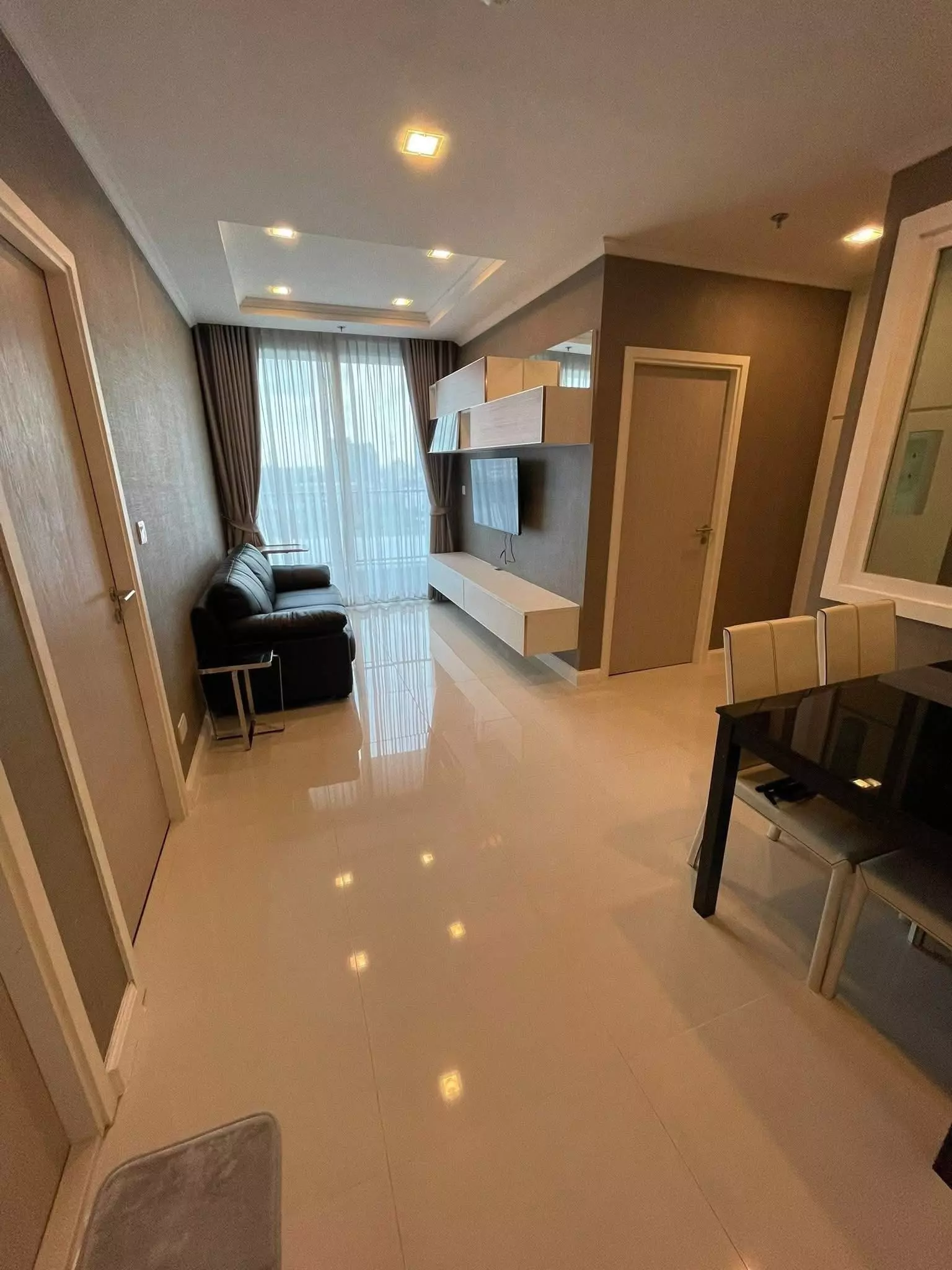 Condo with 1 bedroom for rent at Near BTS Samrong / MRT Samrong (Yellow Line) — photo 2 of 6