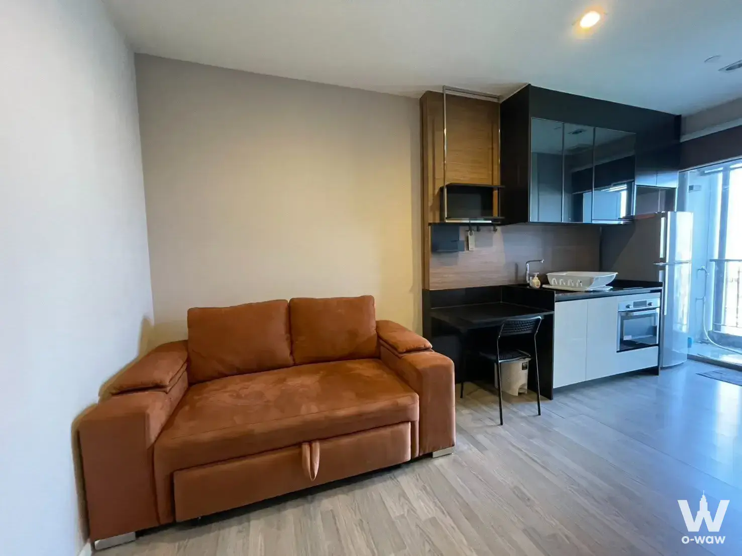 Condo with 1 bedroom for rent at The Room Sathon @ St. Louis — photo 2 of 4