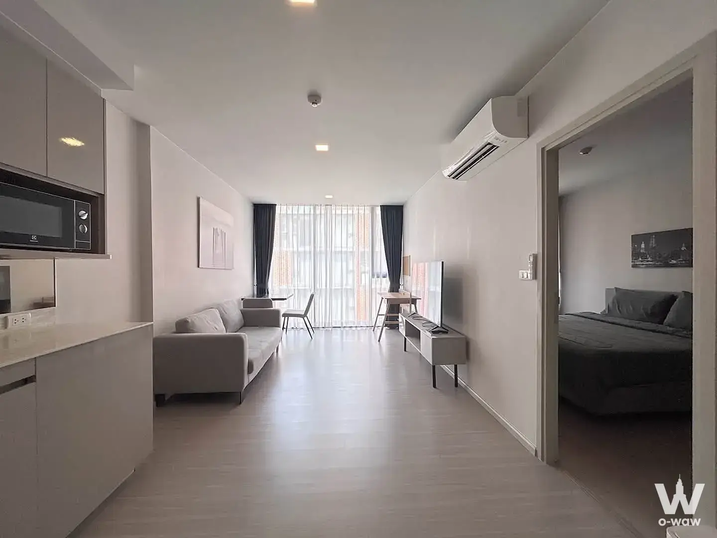 Sukhumvit 42 (Ekkamai), 400 meters from BTS Ekkamai and Gateway Ekkamai Mall