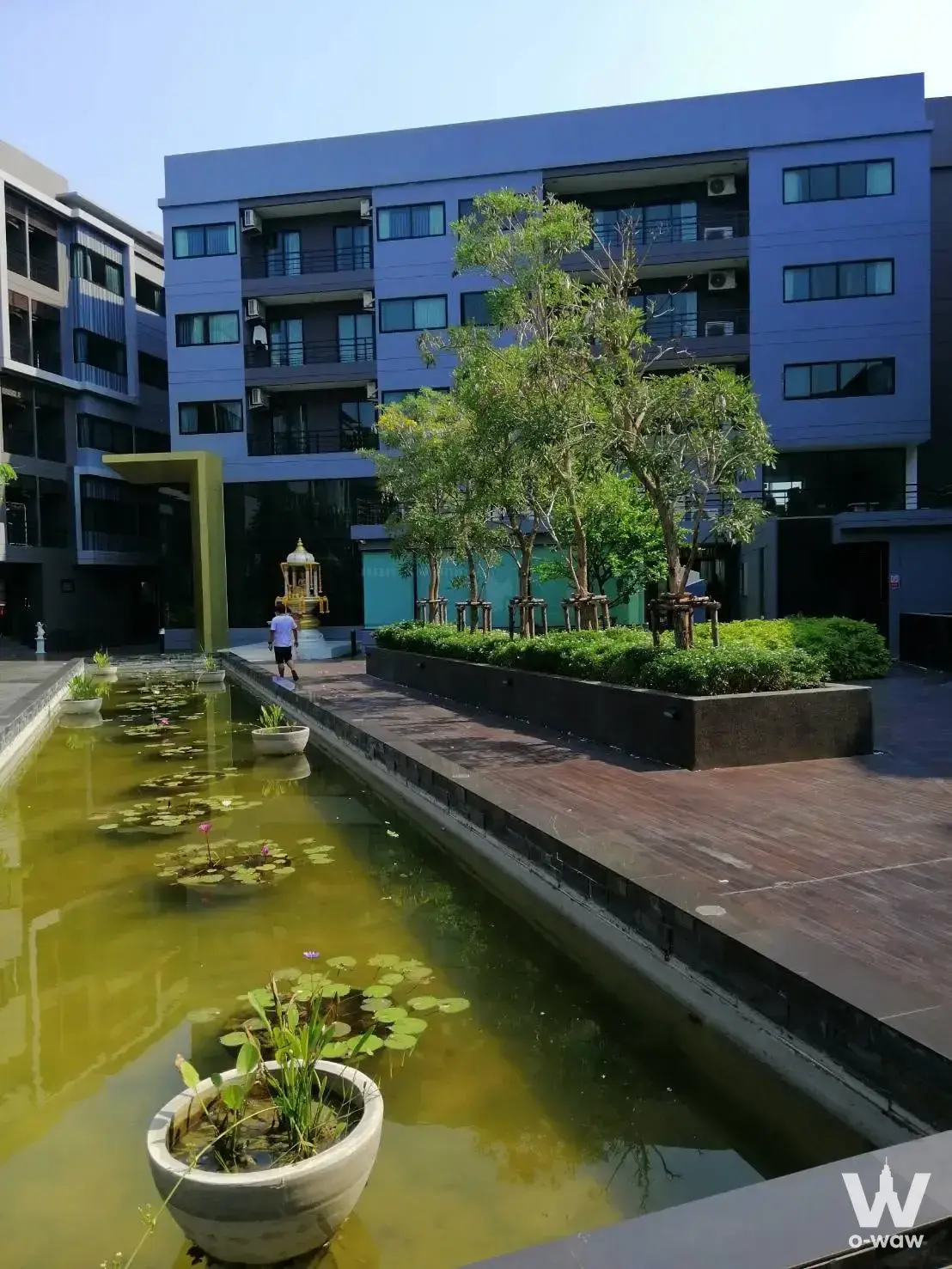 Condo with 1 bedroom for sale at 98 Soi Bangna Garden 7, Tambon Bang Sao Thong, Amphoe Bang Sao Thong, Samut Prakan. Located at Bang Na - Km 26, near ABAC Bangna (5 mins), Suvarnabhumi Airport (12 km), Bang Na Hospital 2, Ruam Chai Hospital, and Bang Sao Thong District Office. — photo 1 of 4