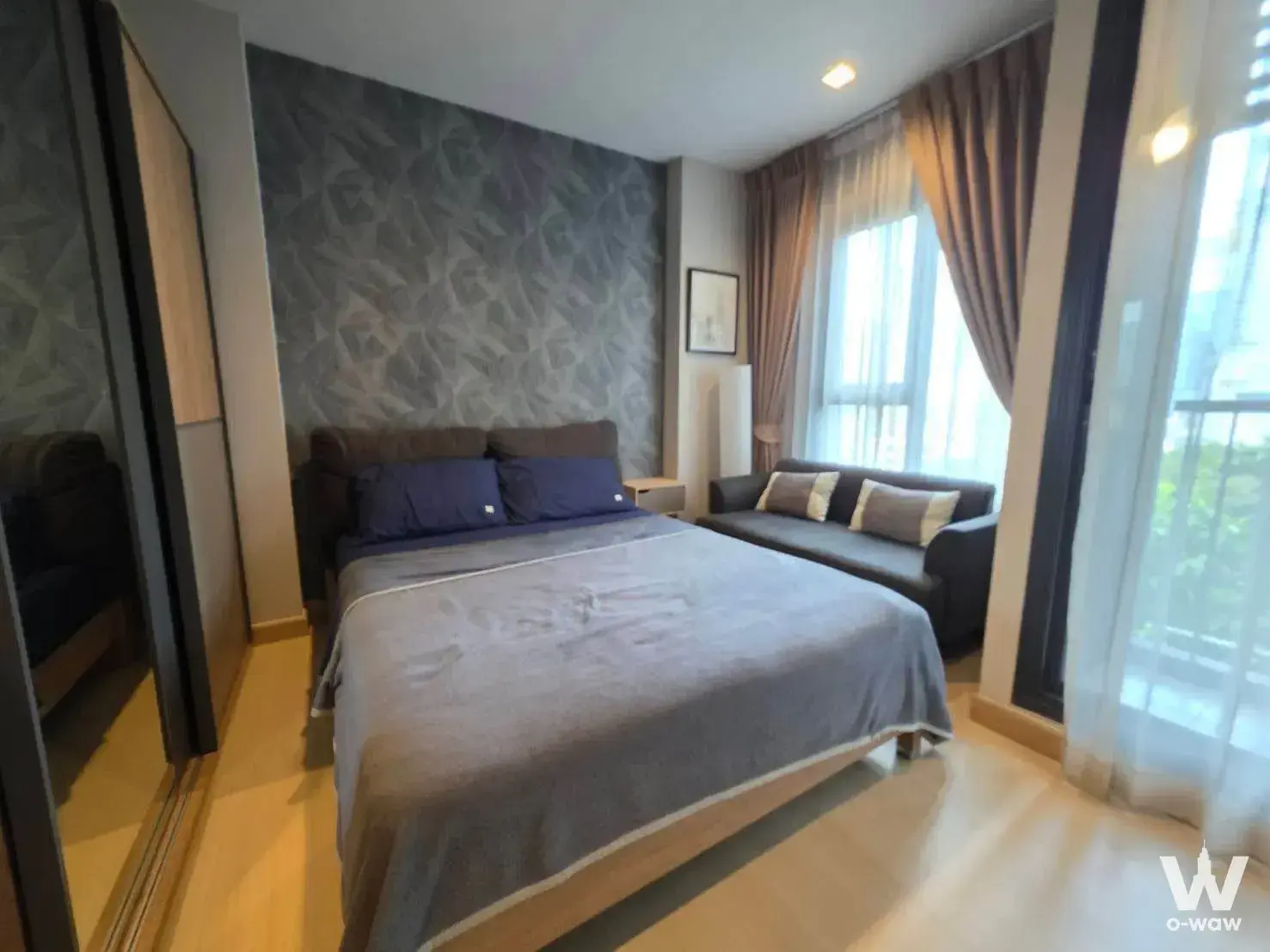Condo with 1 bedroom for rent at Life One Wireless — photo 3 of 5