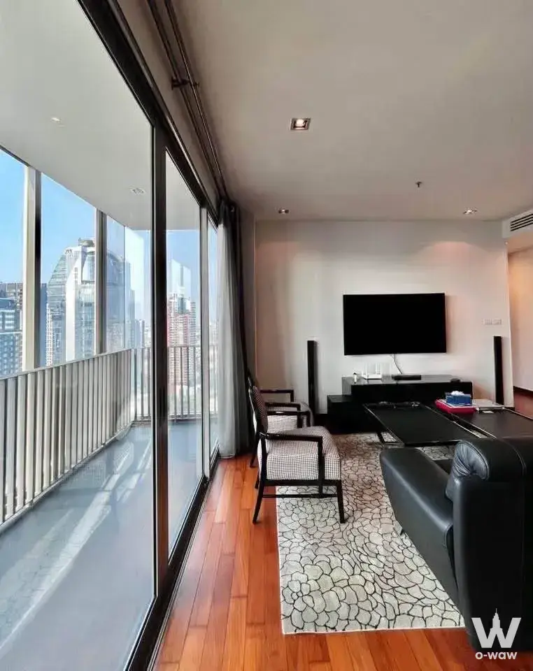 Condo with 3 bedrooms for rent at Ashton Morph 38 — photo 5 of 5