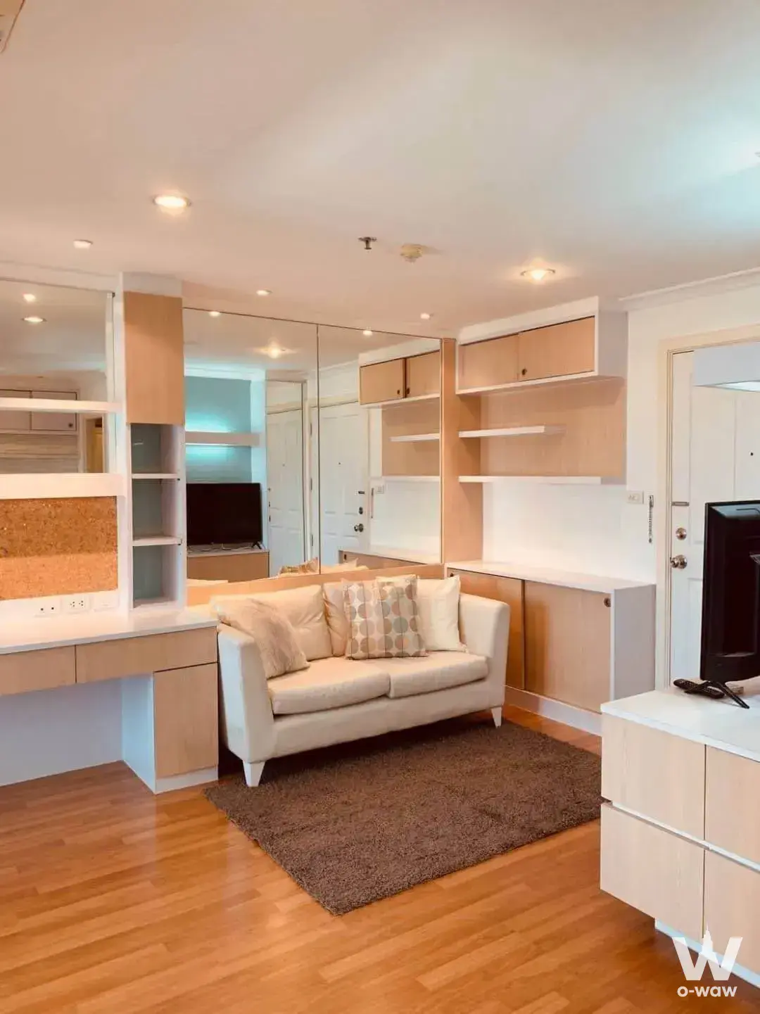 Condo with 1 bedroom for rent at Lumpini Place Rama 9 - Ratchada — photo 3 of 5