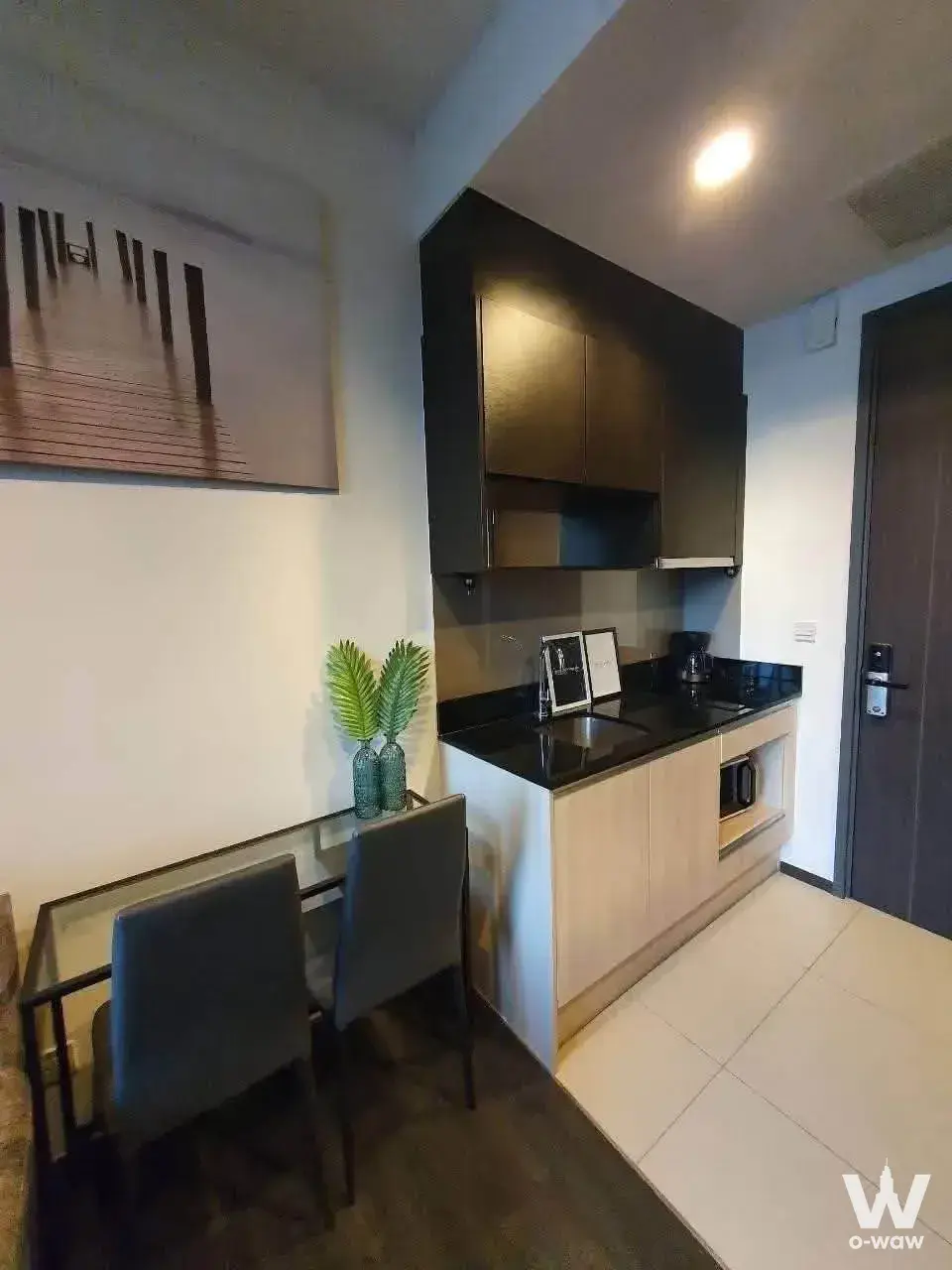 Condo with 1 bedroom for rent at The Edge Sukhumvit 23 — photo 2 of 5