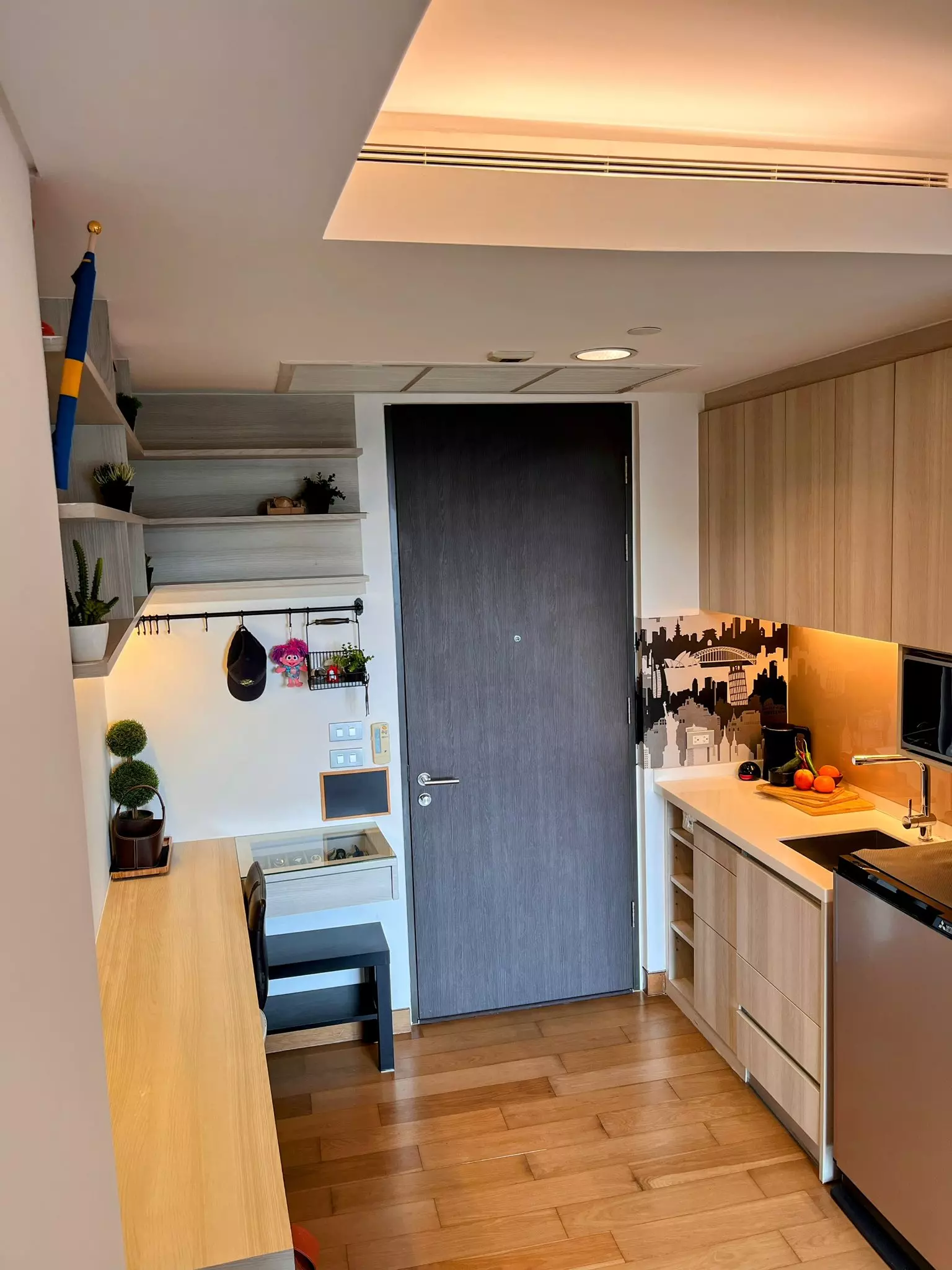 Sukhumvit 24, near BTS Phrom Phong