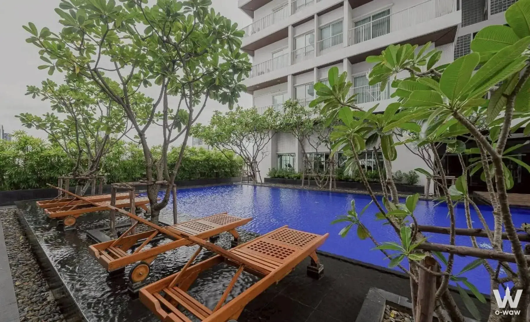 Thonglor