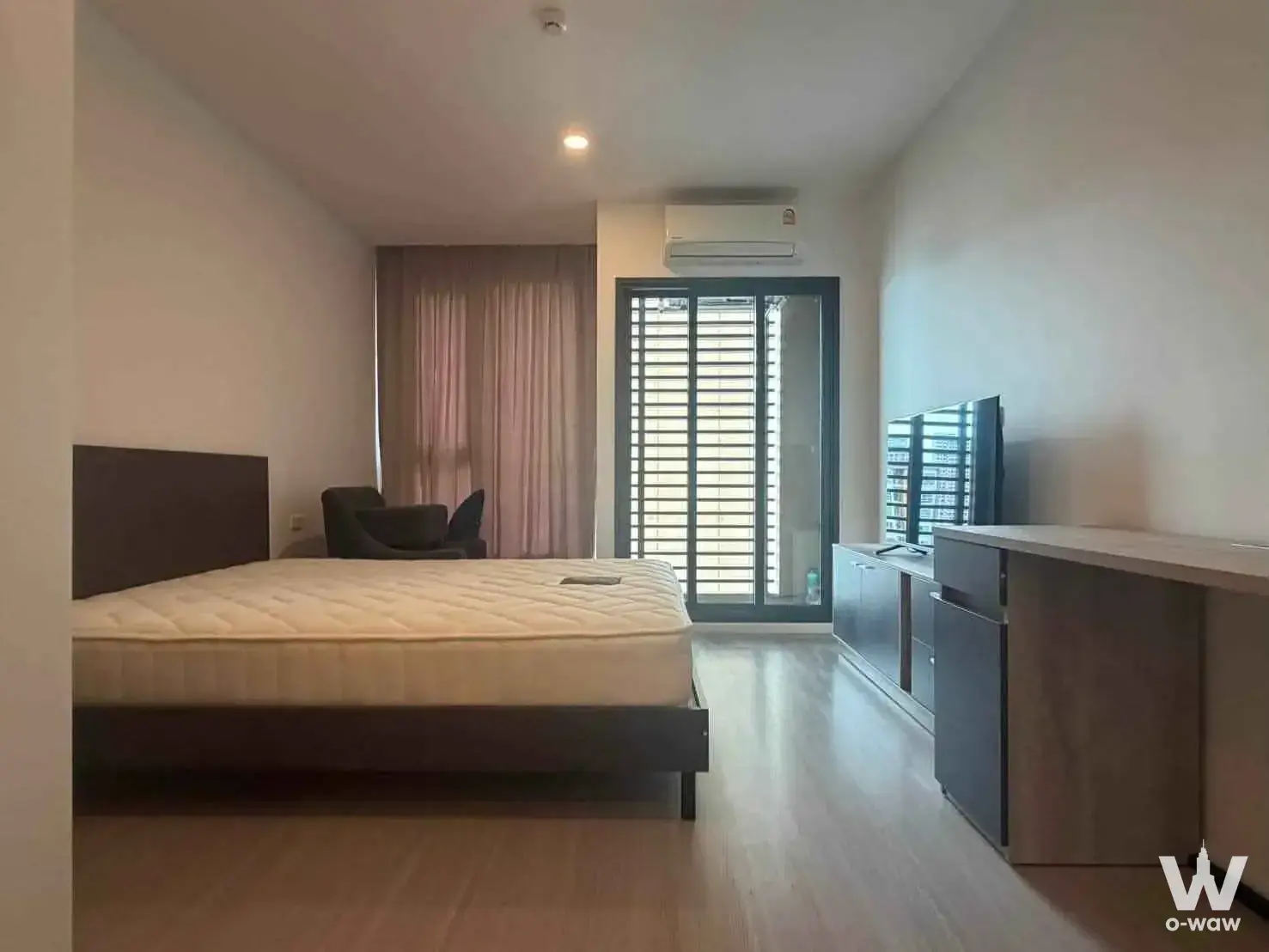 Jatujak, Bangkok, Thailand (Near MRT Chatuchak / BTS Mo Chit)