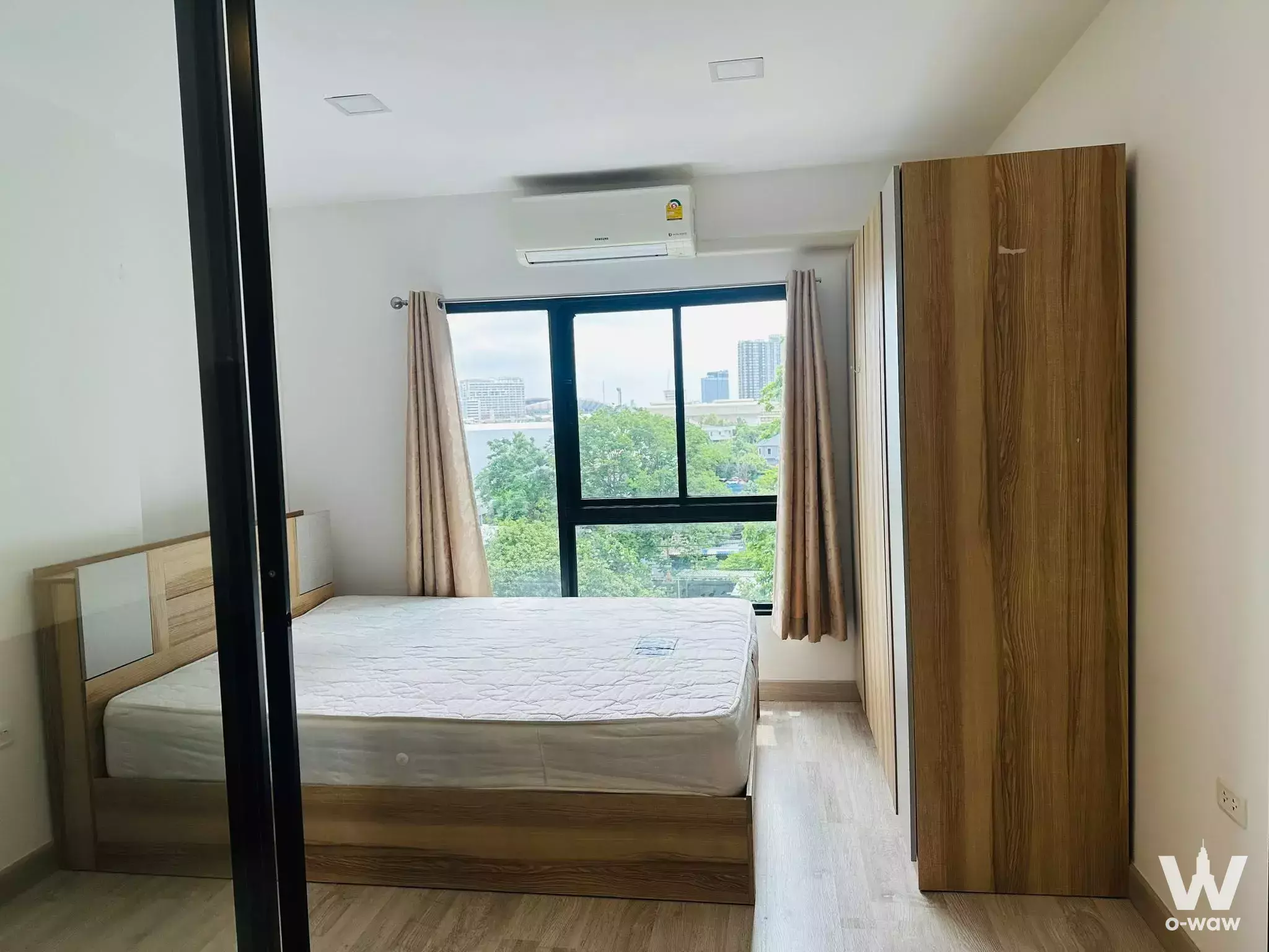 Huamak 20 Soi 1, Huamak Subdistrict, Bang Kapi District, Bangkok 10240