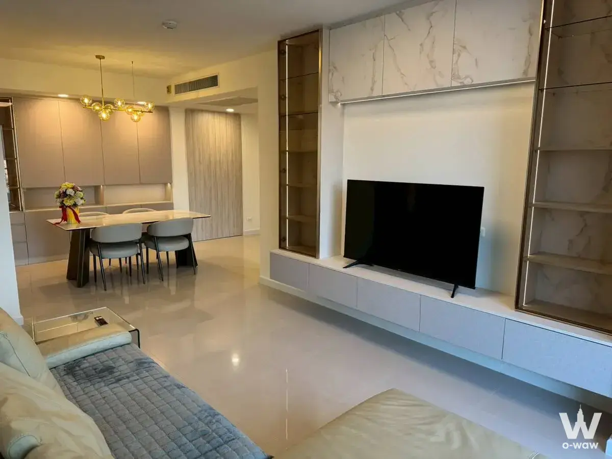 Condo with 2 bedrooms for rent at Supalai Casa Riva - Vista 1 — photo 3 of 5