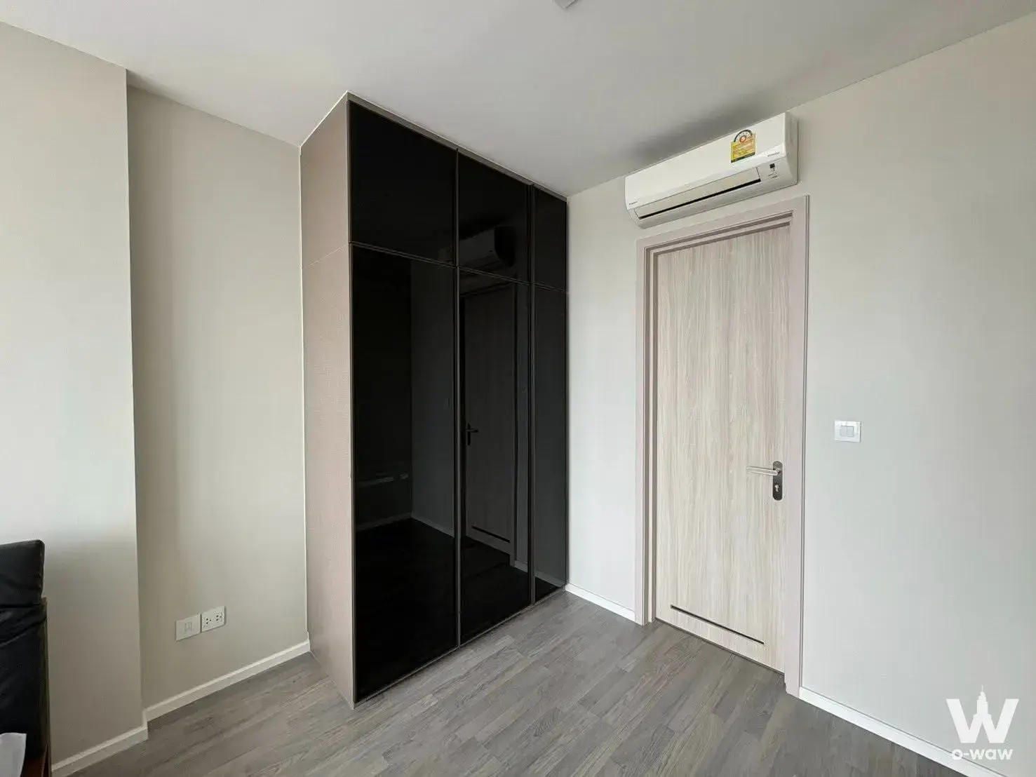 Condo with 1 bedroom for rent at 333 Riverside — photo 3 of 5