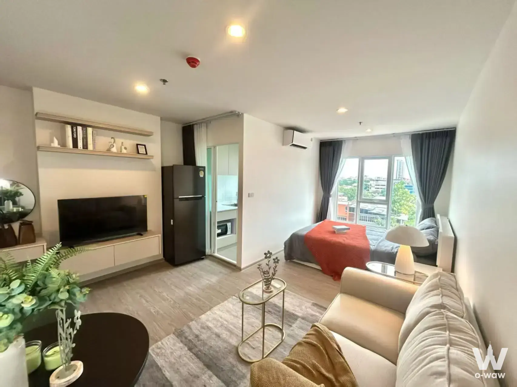 Condo with 1 bedroom for rent at Regent Home Bangna (รีเจ้นท์โฮม บางนา) — photo 1 of 5