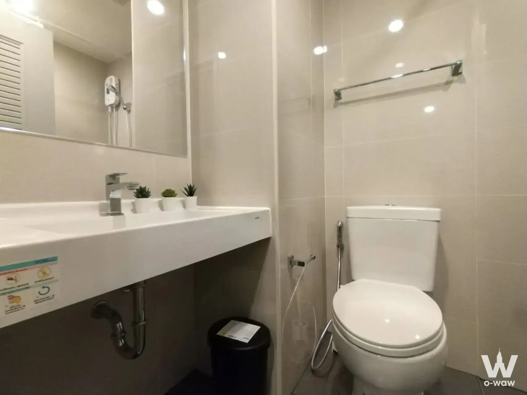 Condo with 1 bedroom for rent at A Space Condominium — photo 4 of 5
