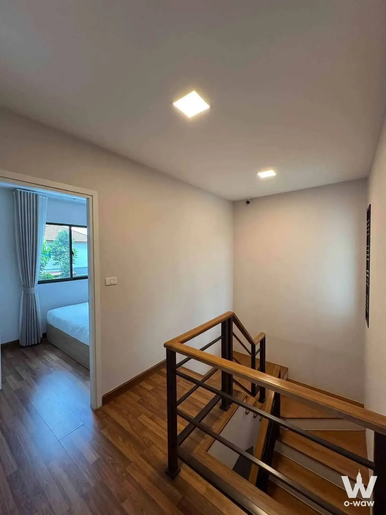 Townhouse with 3 bedrooms for rent at Pruksaville 73 Phatthanakan — photo 1 of 5