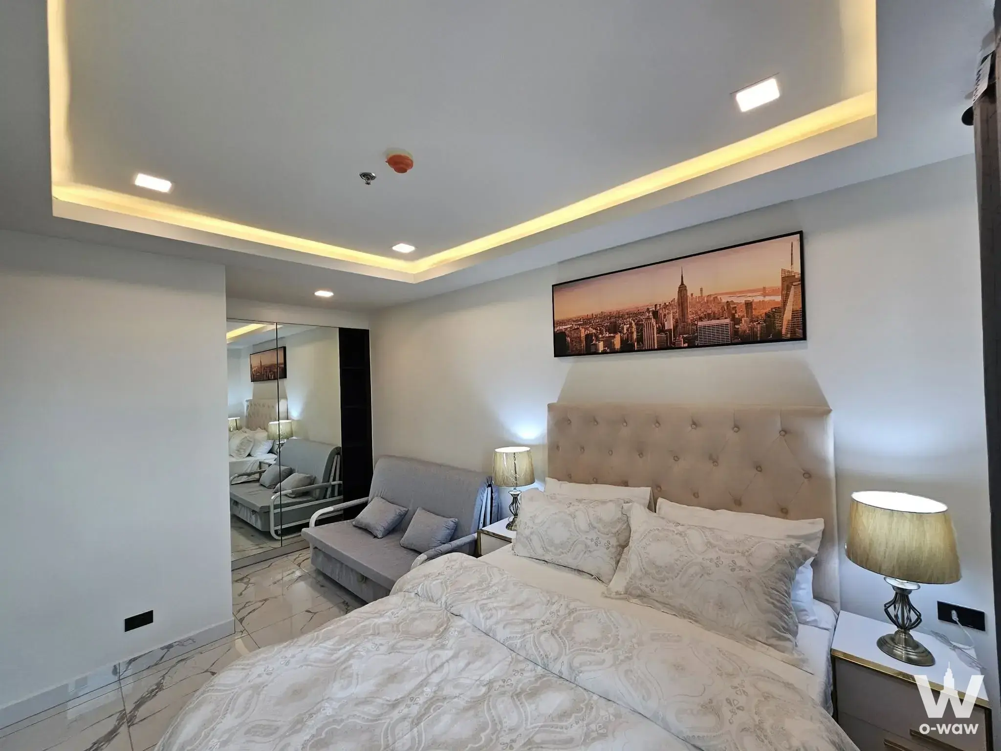 Condo with 1 bedroom for sale — photo 1 of 4