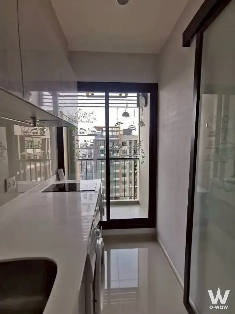 Condo with 1 bedroom for rent at Life Asoke — photo 6 of 6