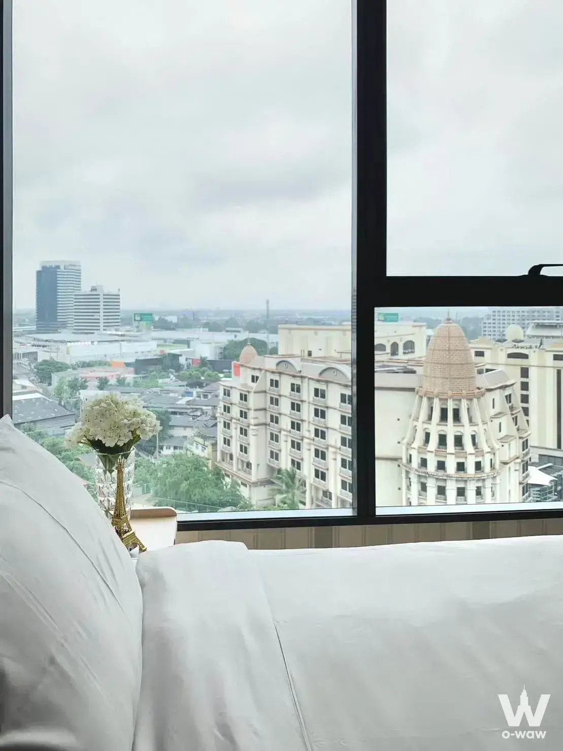 Commercial with 1 bedroom for rent at The Lumpini 24 — photo 2 of 5