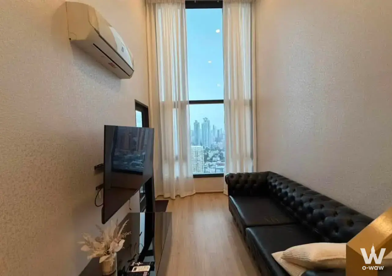 Condo with 2 bedrooms for rent at Life Rama 4 - Asoke — photo 2 of 5