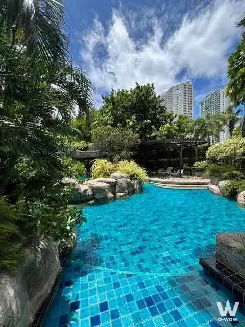 Condo with 2 bedrooms for sale at The Riviera Wongamat Beach : เดอะ ริเวียร่า วงศ์อมาตย์ บีช — photo 1 of 4