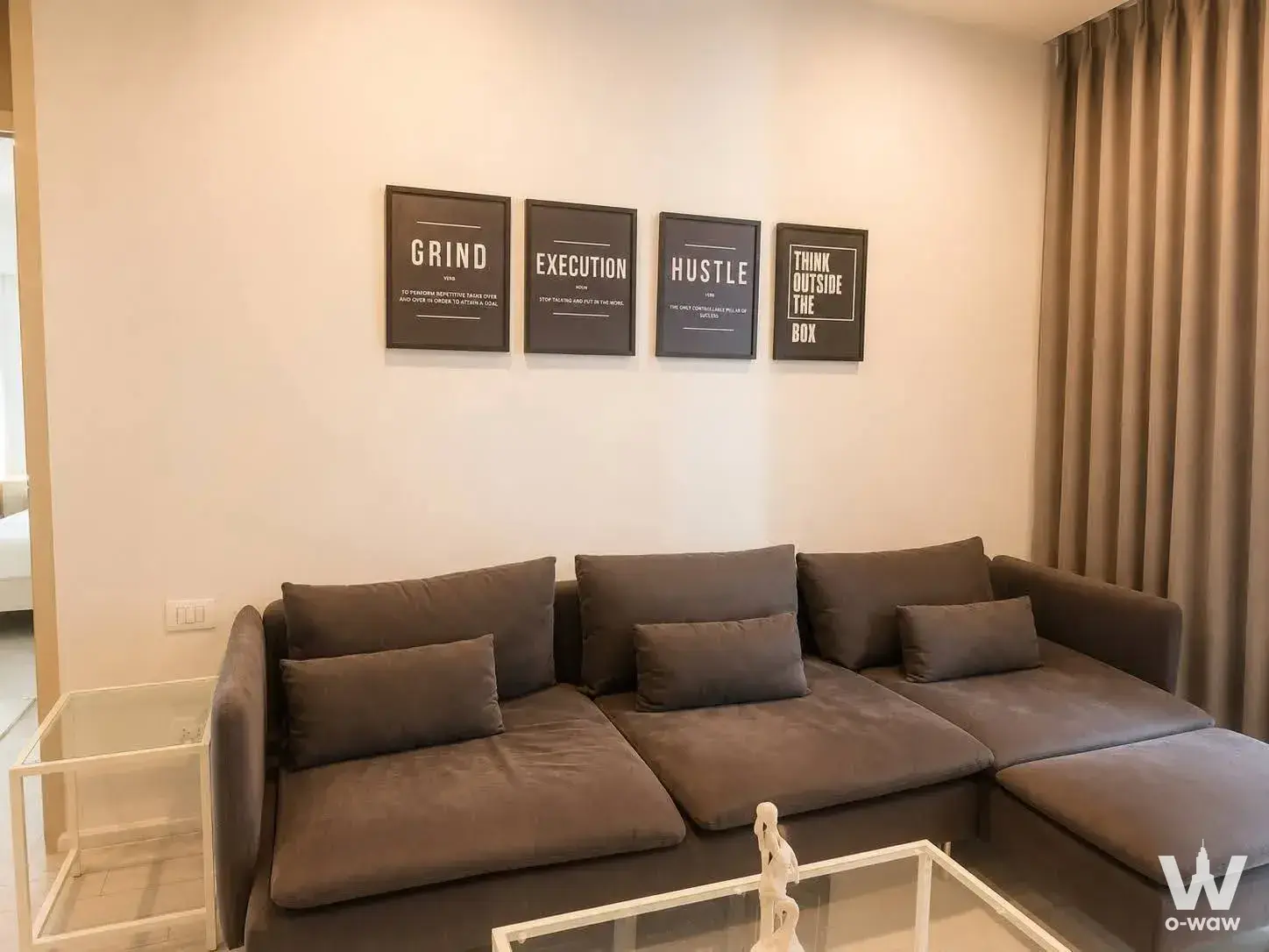 Condo with 2 bedrooms for rent at Noble Ploenchit — photo 2 of 5