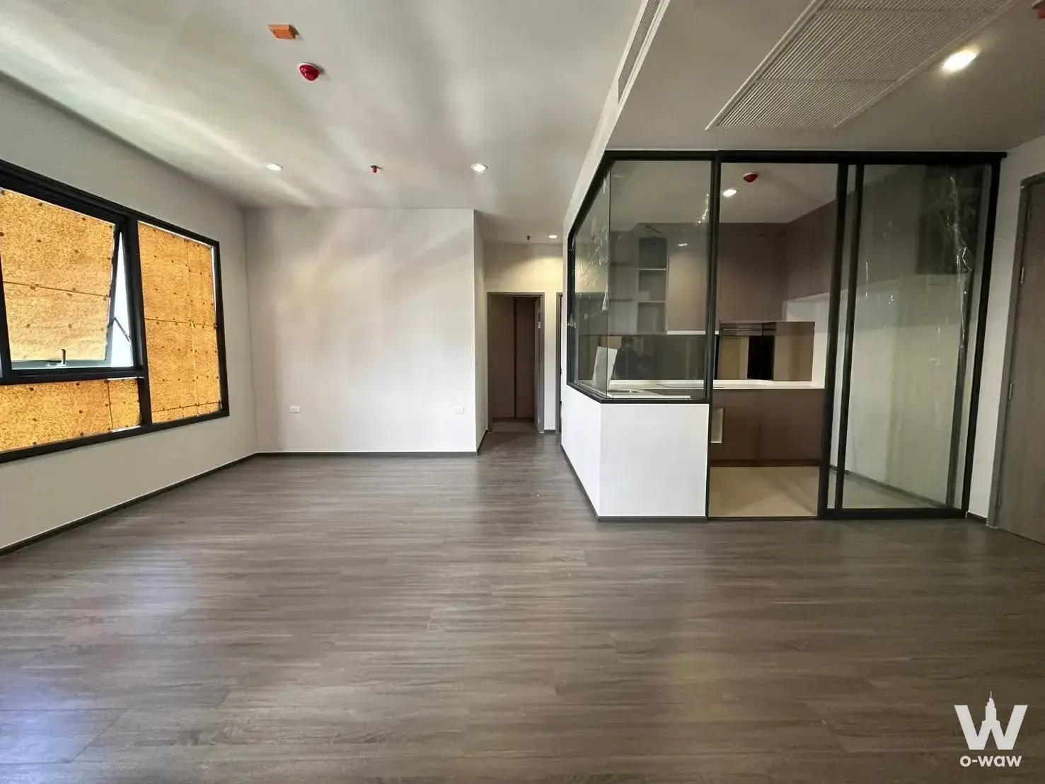 Condo with 3 bedrooms for sale at IdeO SUKHUMVIT RAMA 4 — photo 1 of 5
