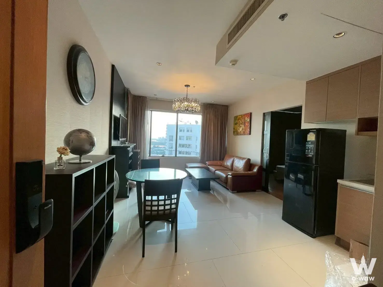 Condo with 1 bedroom for rent at The Emporio Place — photo 3 of 4